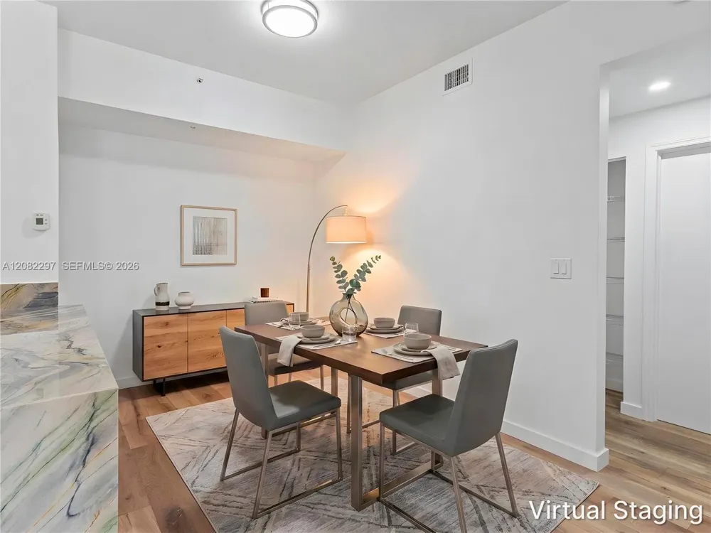 7280 NW 114th Ave #201-8 Doral, FL 33178