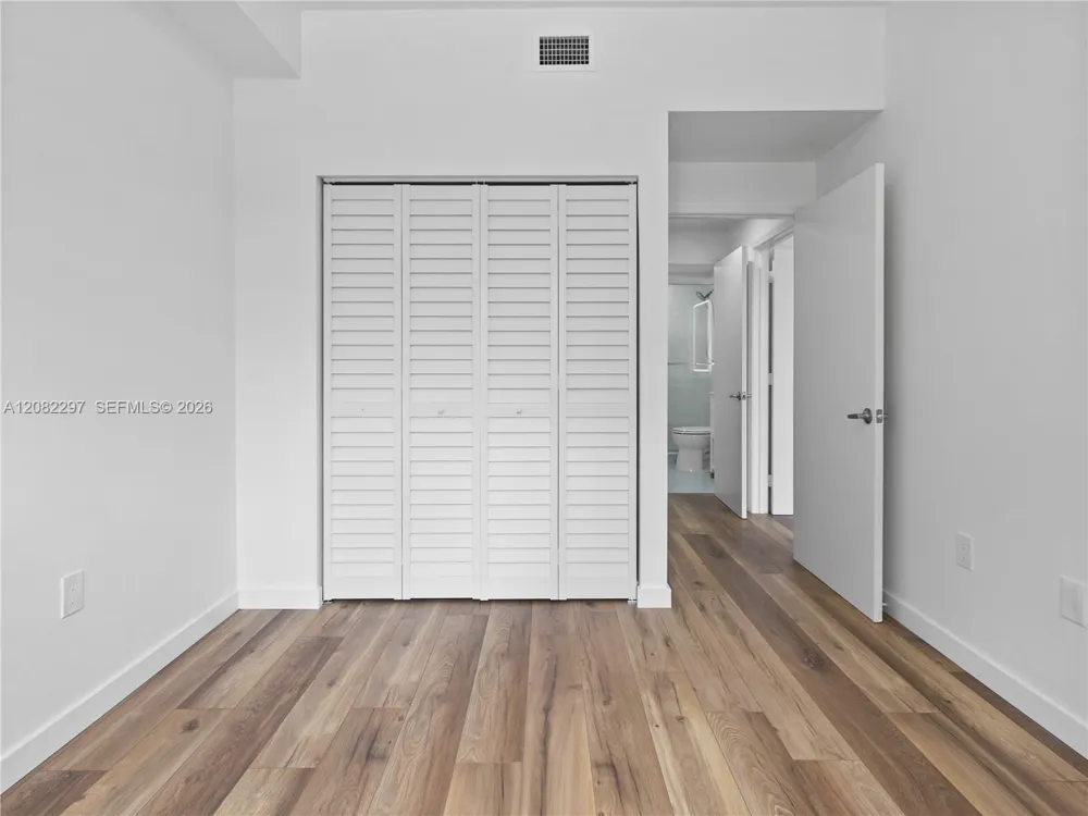 7280 NW 114th Ave #201-8 Doral, FL 33178