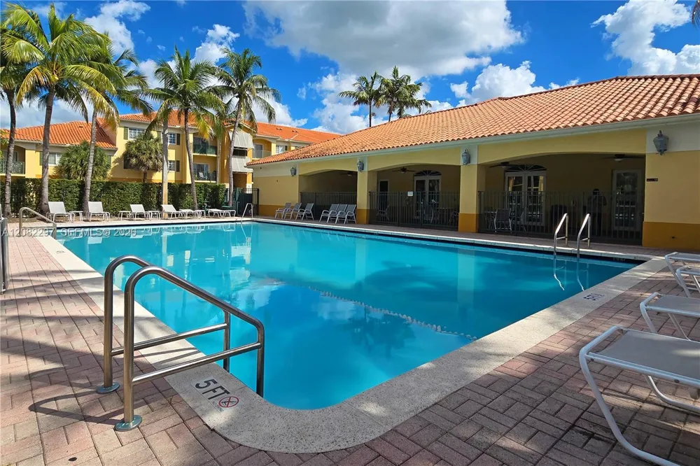 7280 NW 114th Ave #201-8 Doral, FL 33178