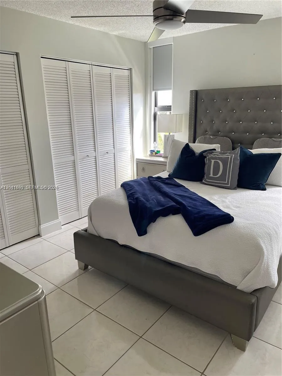 9410 W Flagler St #410 Miami, FL 33174