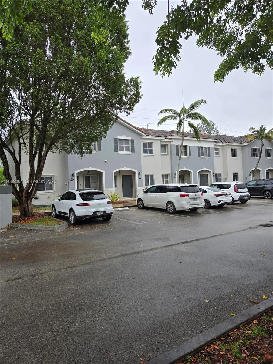 3031 SE 17th Ave #0 Homestead, FL 33035