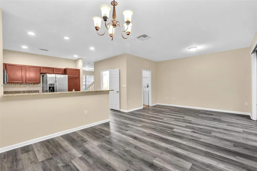 3222 NW 31st Ter Oakland Park, FL 33309