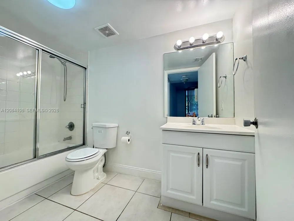 8335 SW 152nd Ave #B-303 Miami, FL 33193