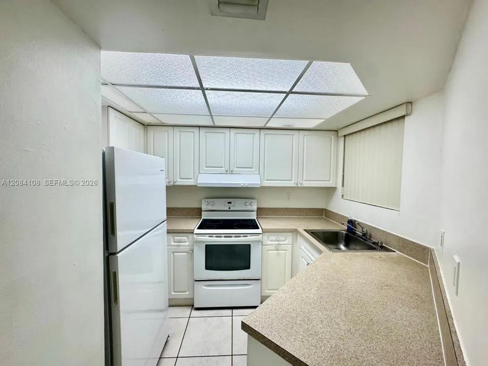 8335 SW 152nd Ave #B-303 Miami, FL 33193