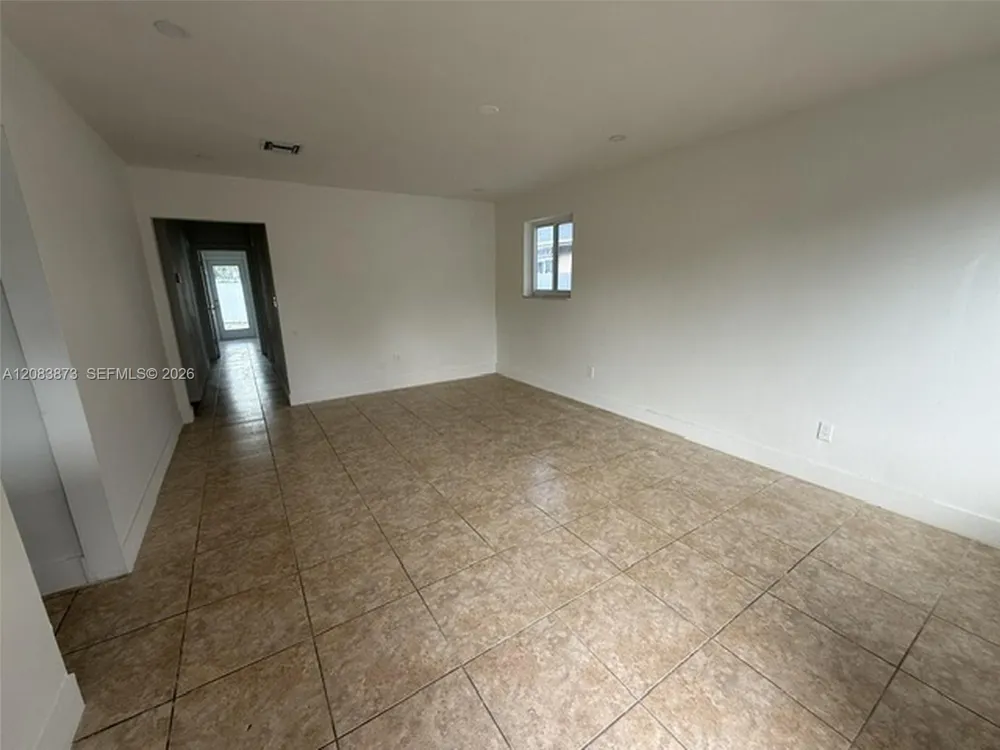 6609 SW 1st Ct Pembroke Pines, FL 33023
