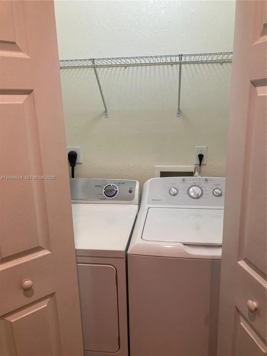 11503 NW 89th St #215 Doral, FL 33178
