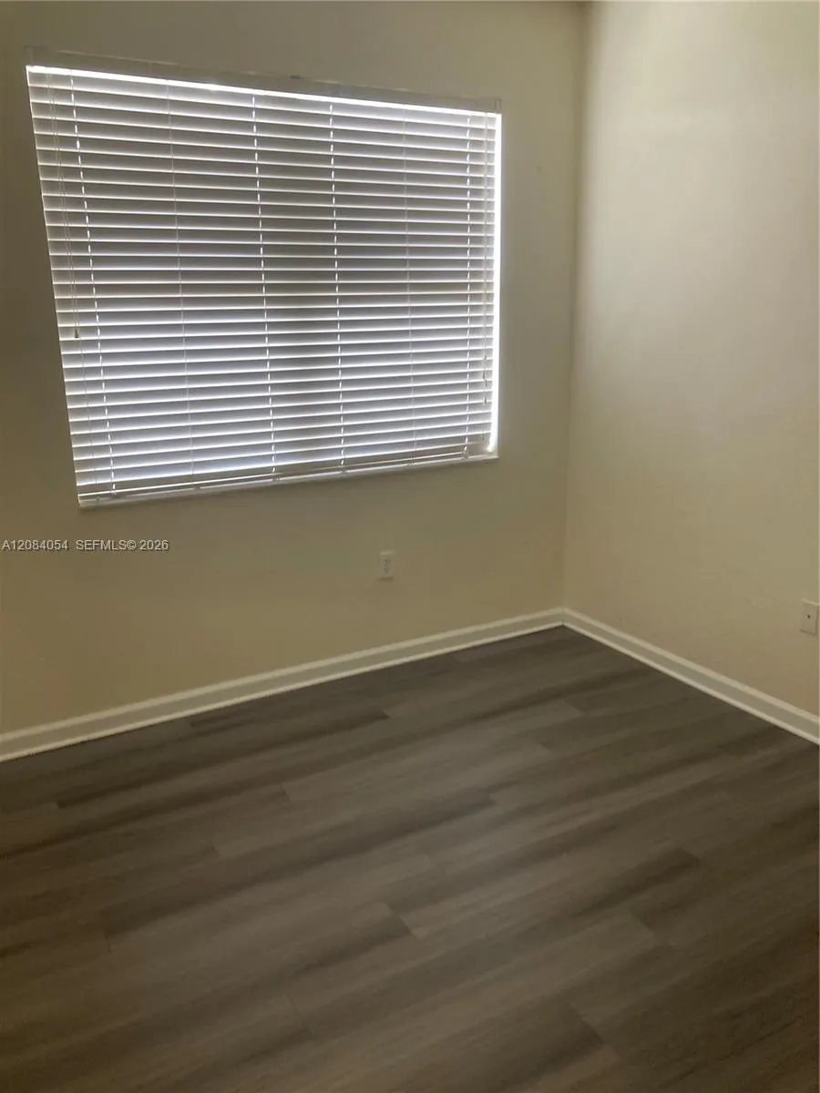 11503 NW 89th St #215 Doral, FL 33178