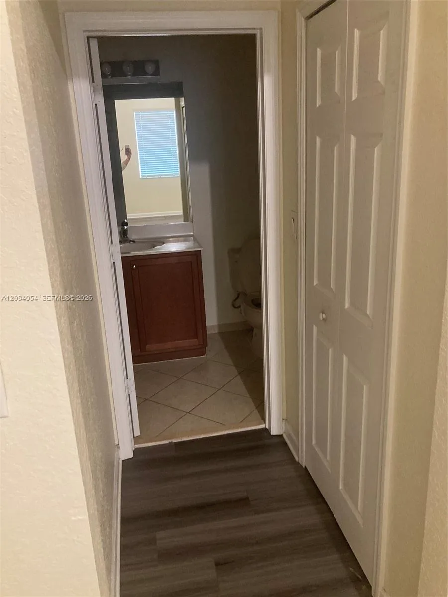 11503 NW 89th St #215 Doral, FL 33178
