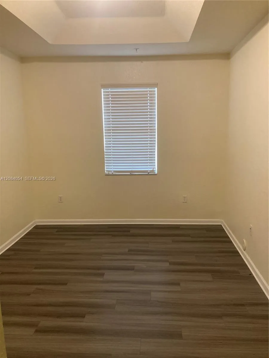 11503 NW 89th St #215 Doral, FL 33178