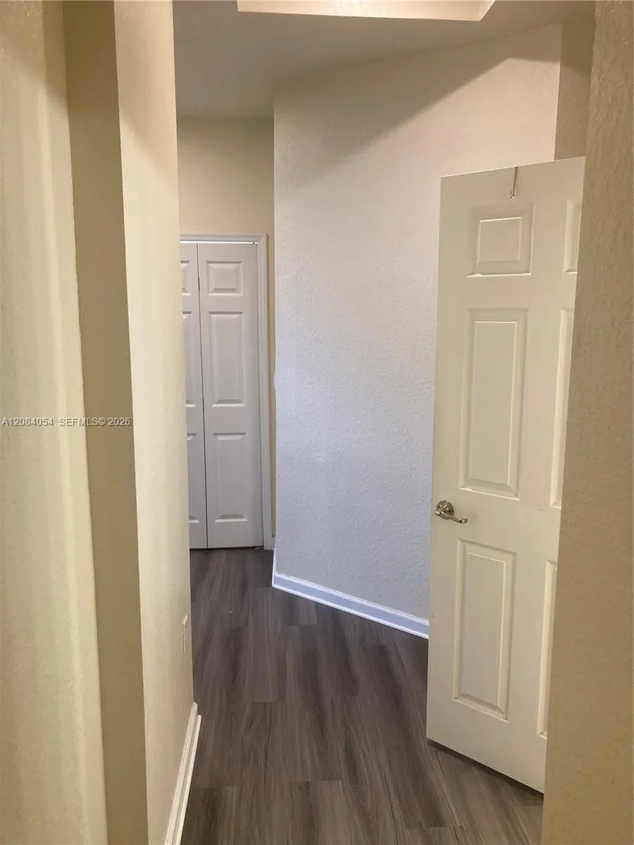 11503 NW 89th St #215 Doral, FL 33178