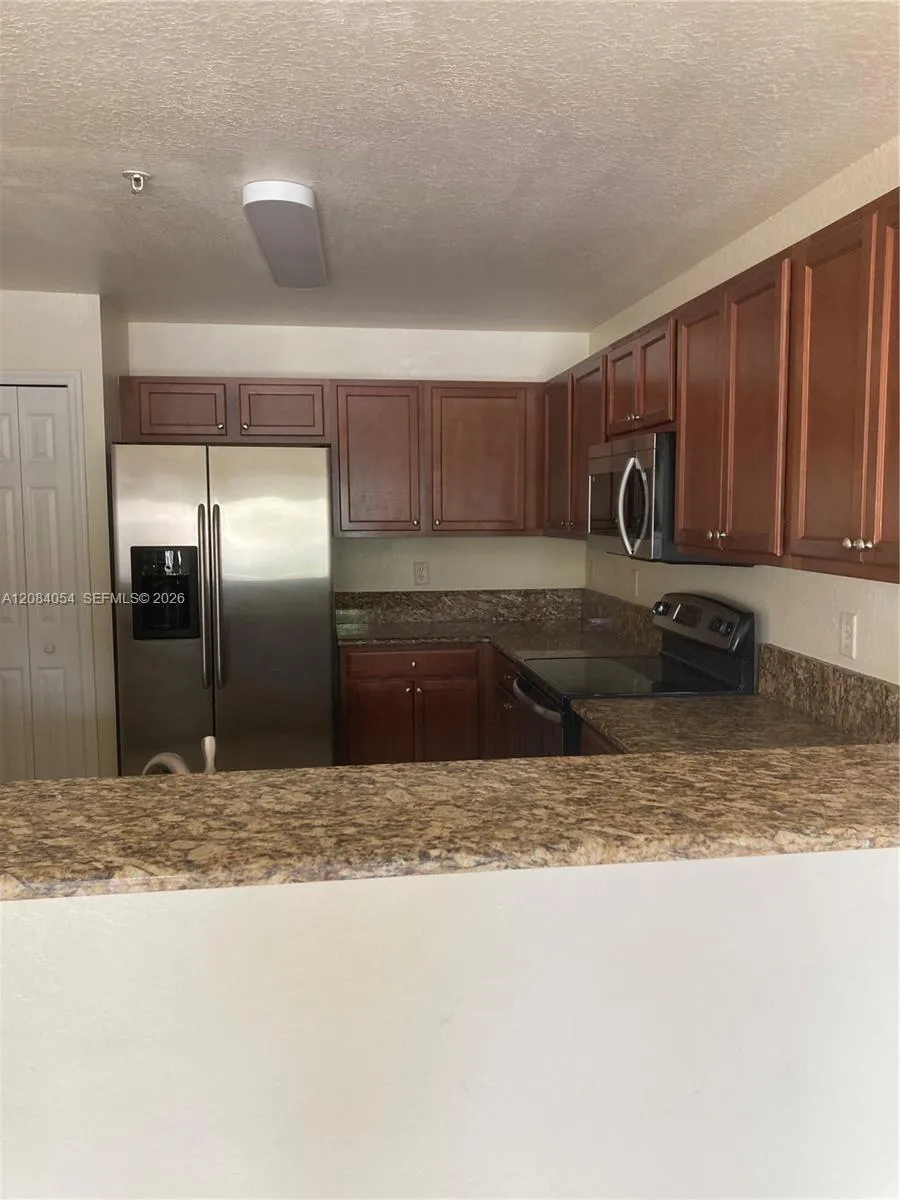 11503 NW 89th St #215 Doral, FL 33178