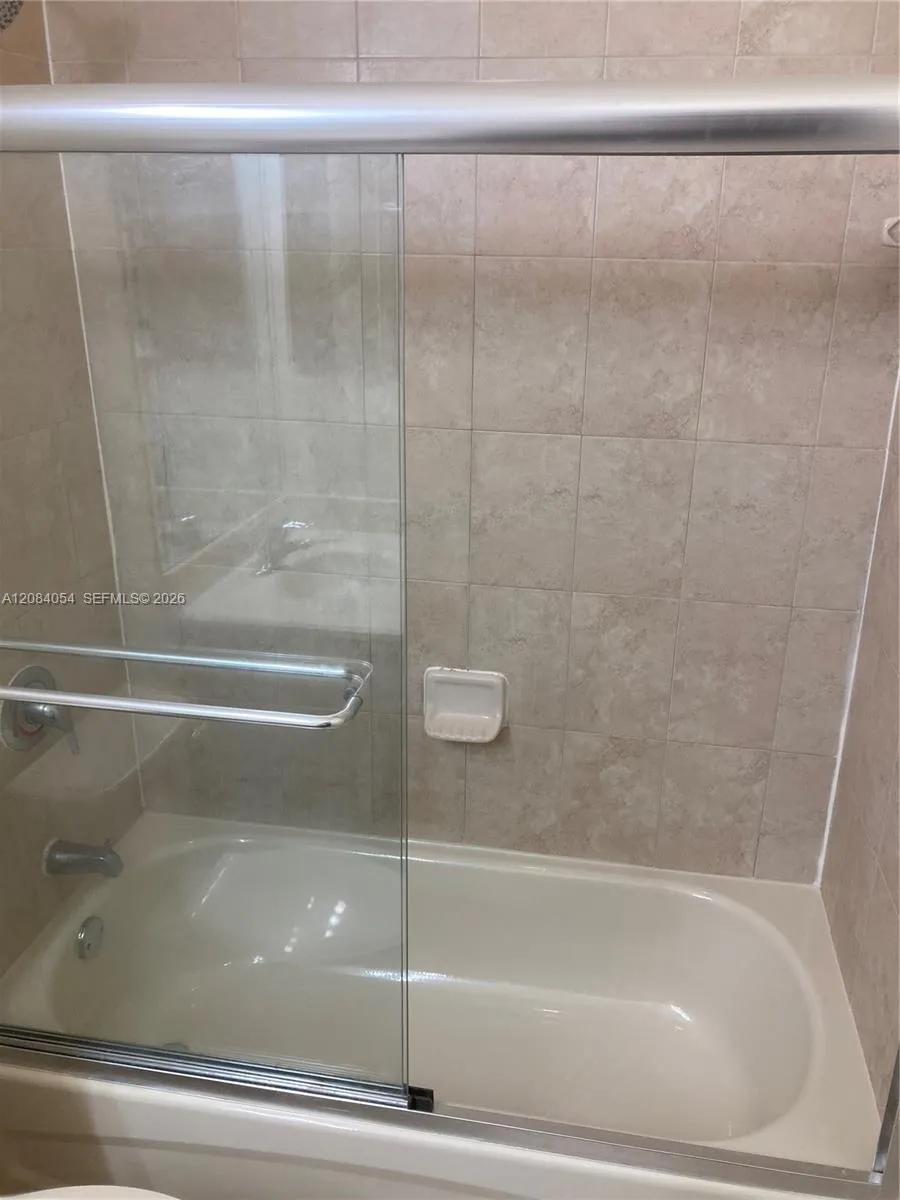 11503 NW 89th St #215 Doral, FL 33178