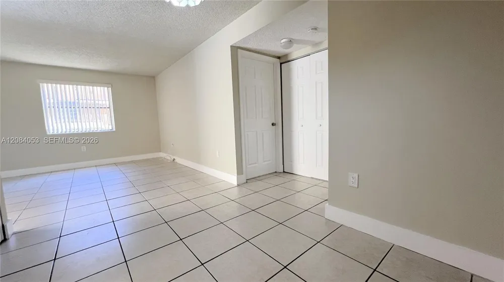 686 NW 114th Ave #101 Sweetwater, FL 33172
