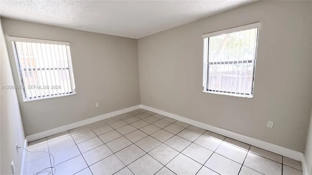 686 NW 114th Ave #101 Sweetwater, FL 33172
