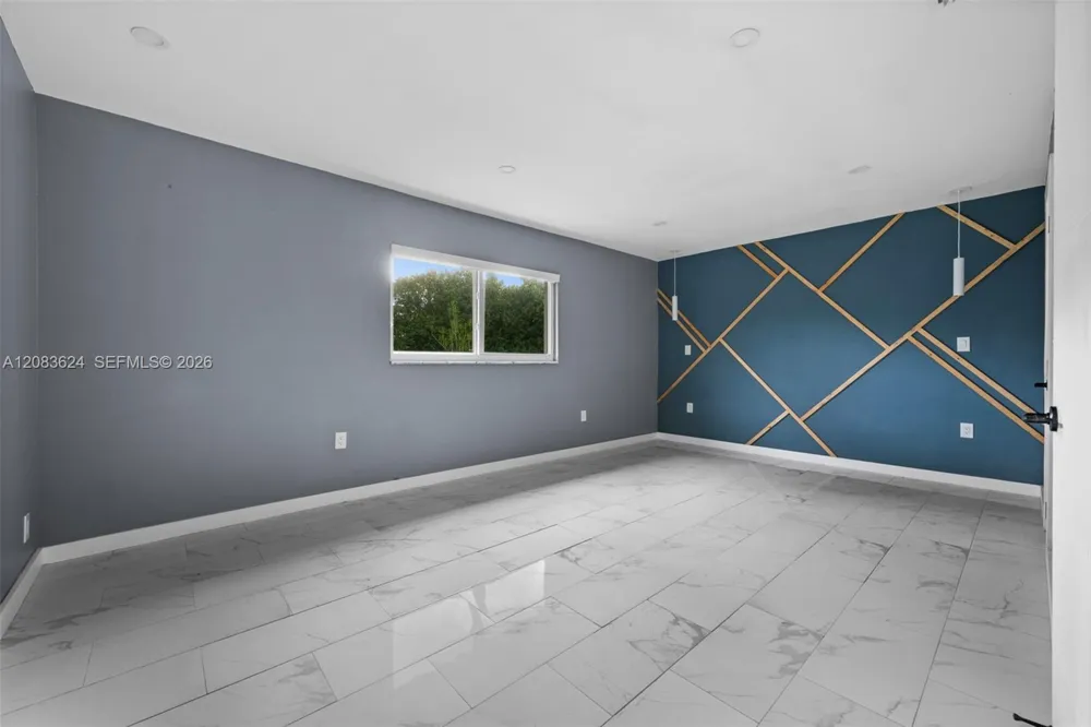 5212 Santa Rosa CT Cape Coral, FL 33904