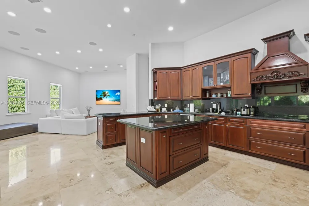 8095 SW 187th St Cutler Bay, FL 33157