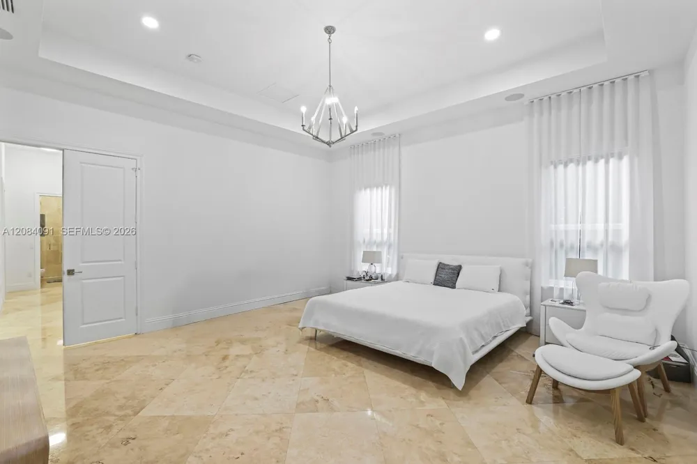 8095 SW 187th St Cutler Bay, FL 33157