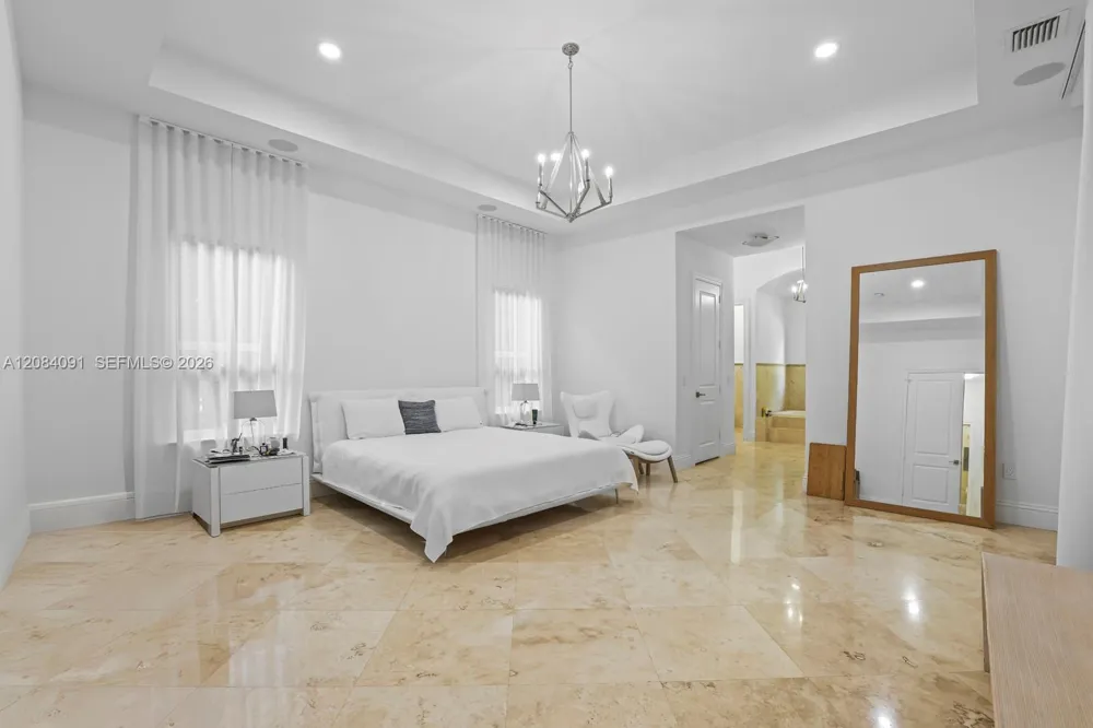 8095 SW 187th St Cutler Bay, FL 33157