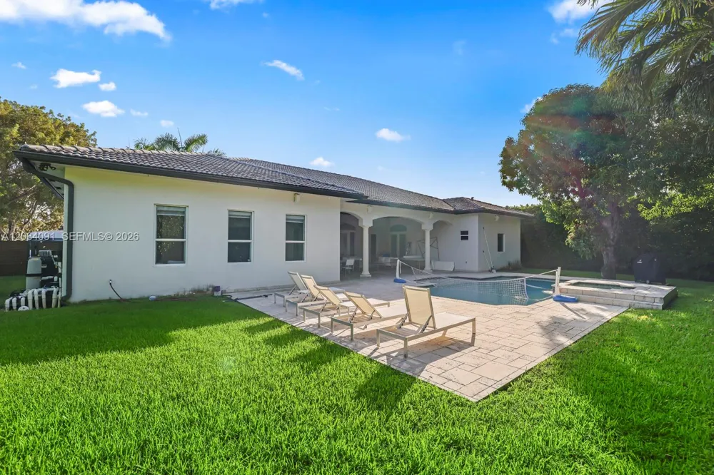 8095 SW 187th St Cutler Bay, FL 33157