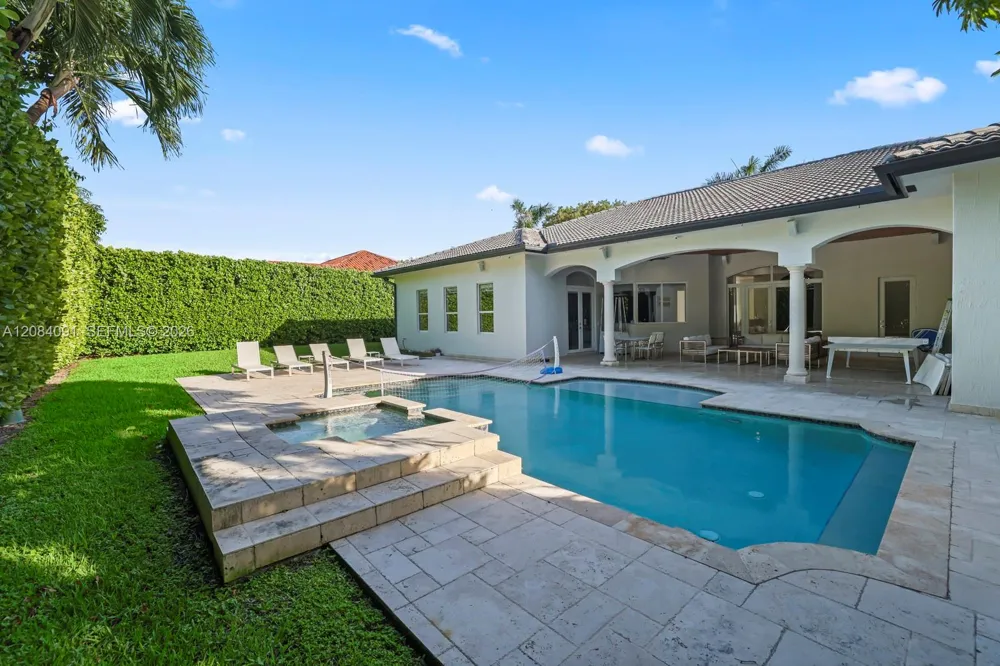 8095 SW 187th St Cutler Bay, FL 33157