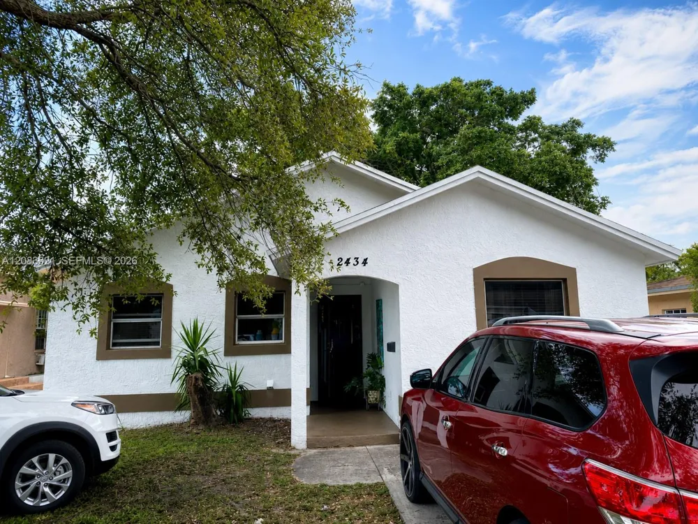 2434 Adams St Hollywood, FL 33020