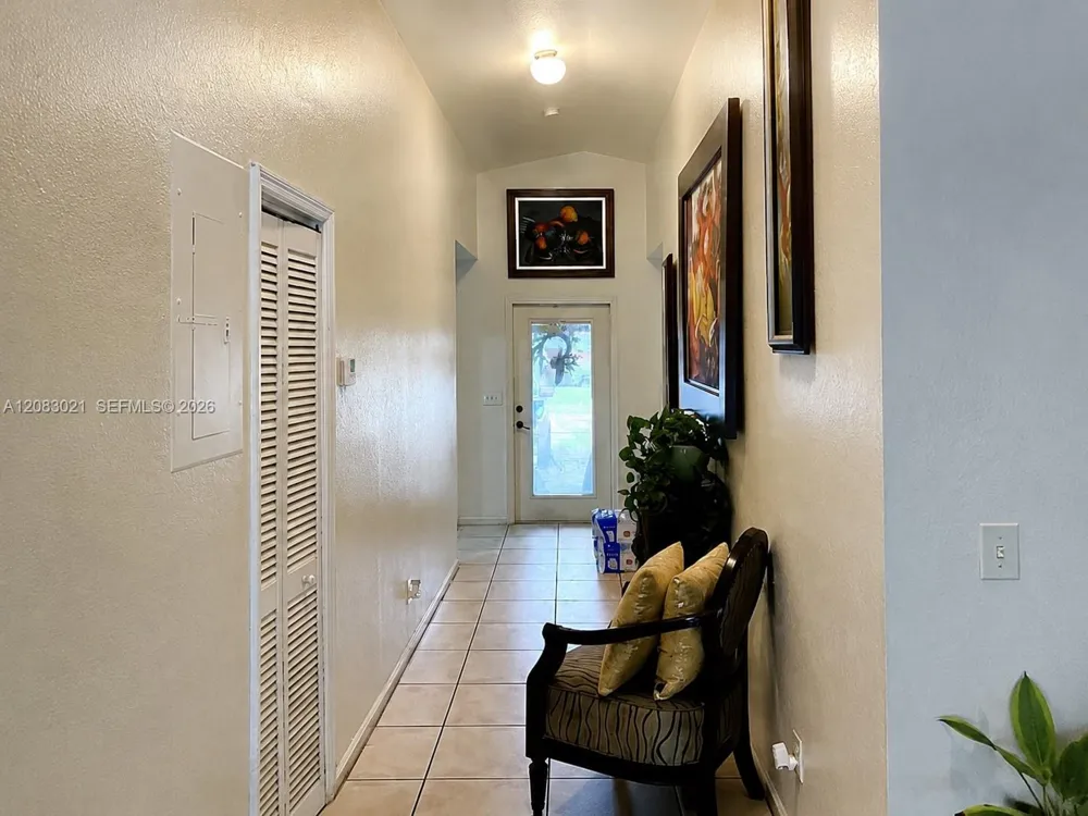 2434 Adams St Hollywood, FL 33020