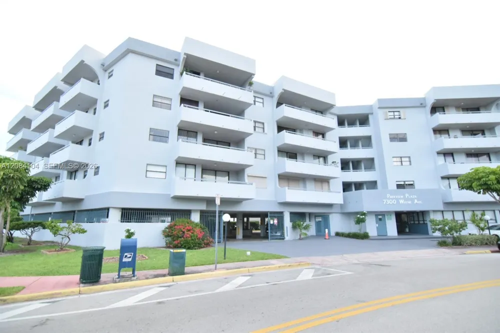 7300 Wayne Ave #419 Miami Beach, FL 33141