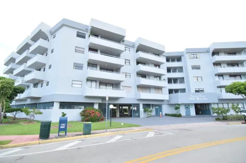 7300 Wayne Ave #419