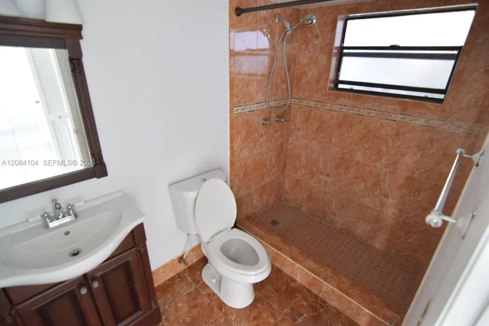 7300 Wayne Ave #419 Miami Beach, FL 33141