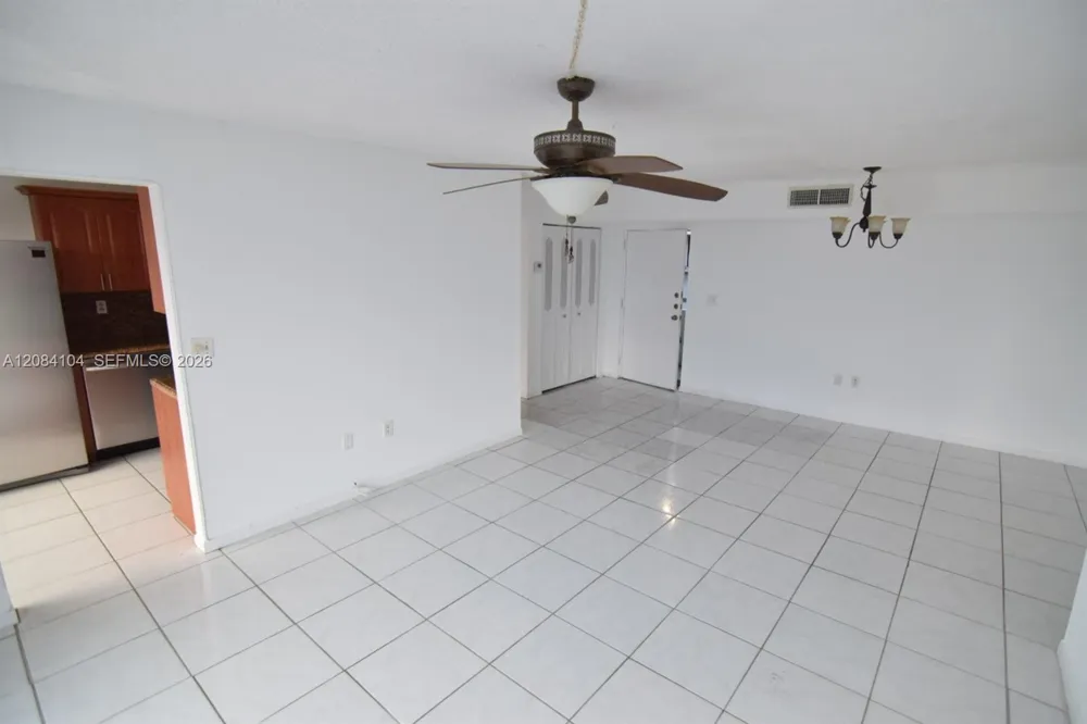7300 Wayne Ave #419 Miami Beach, FL 33141
