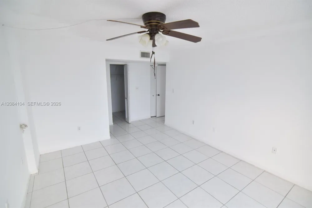 7300 Wayne Ave #419 Miami Beach, FL 33141