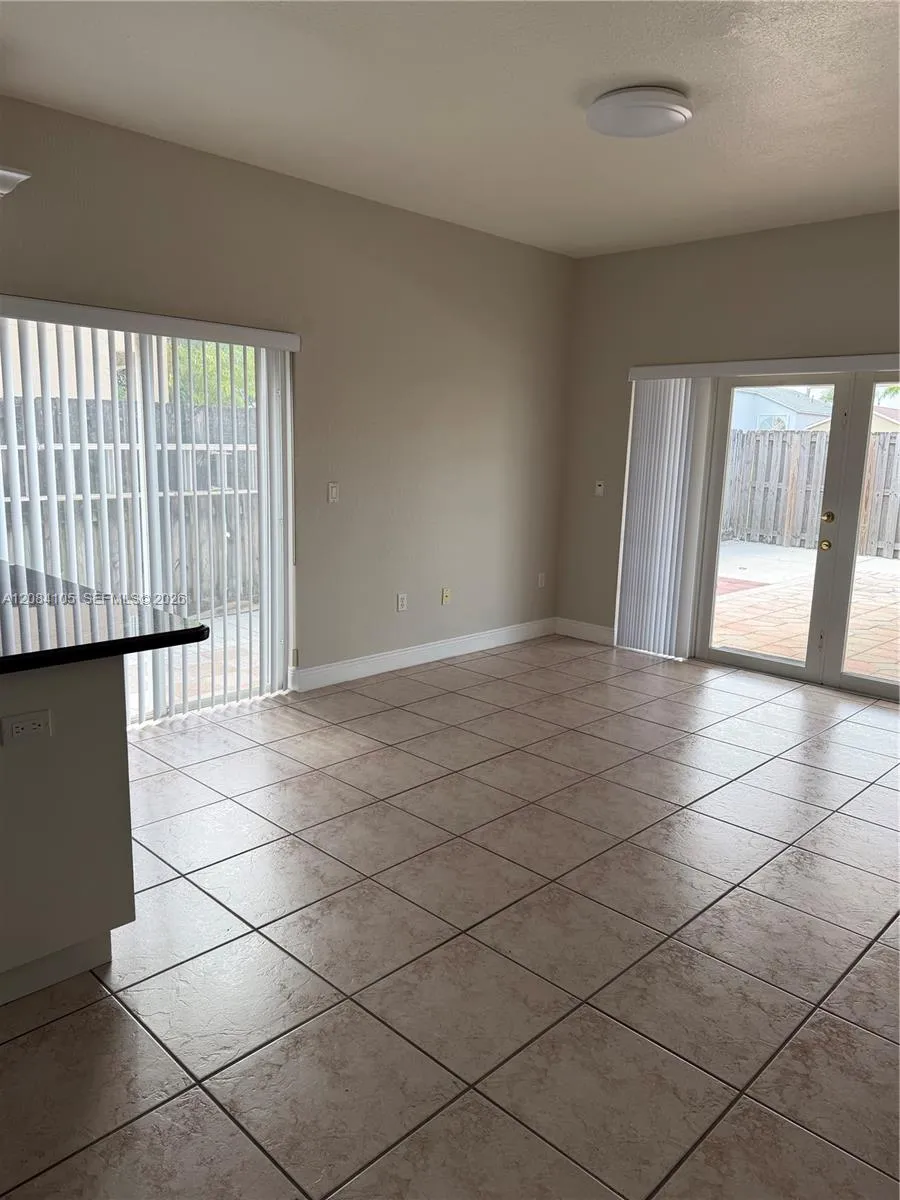 15457 SW 150th St #15457 Miami, FL 33196