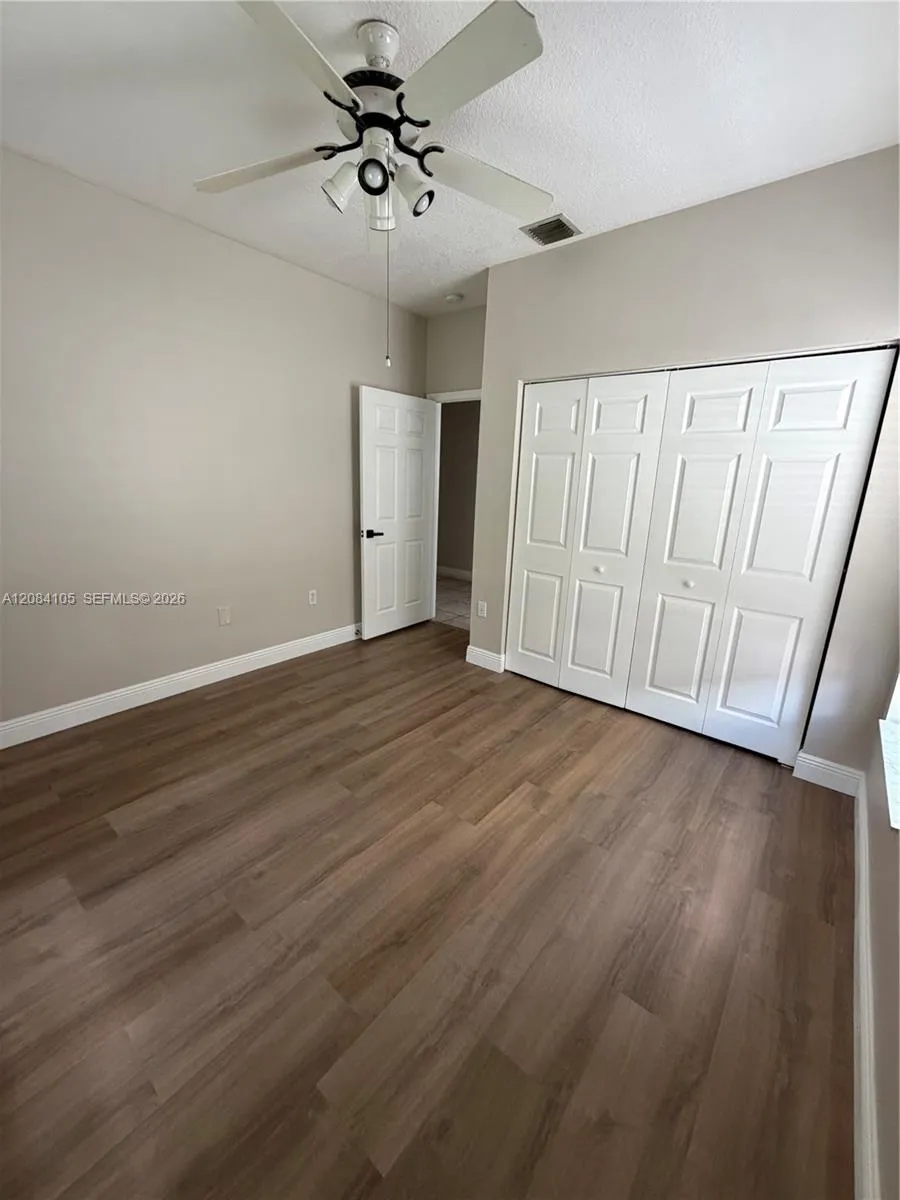 15457 SW 150th St #15457 Miami, FL 33196
