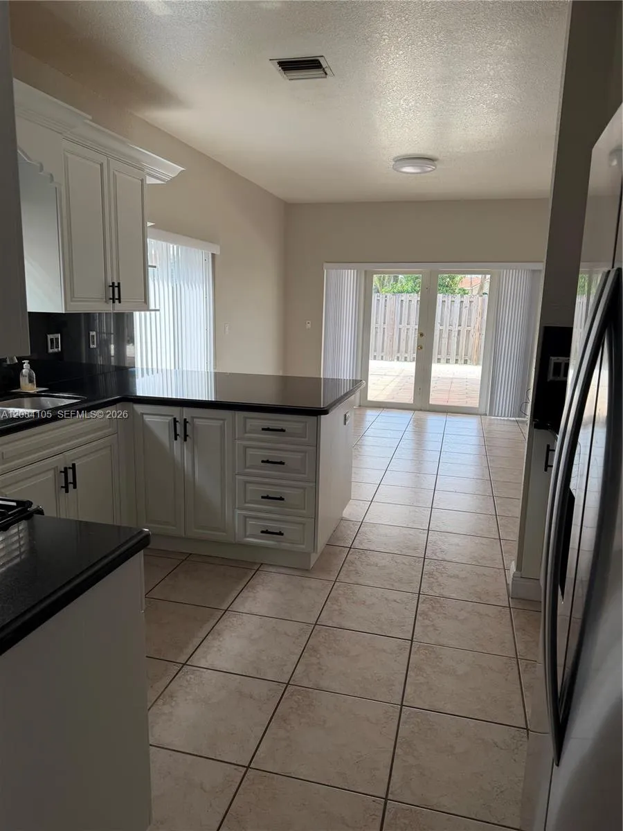 15457 SW 150th St #15457 Miami, FL 33196