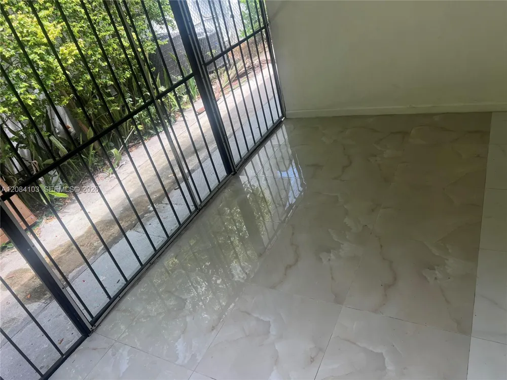 445 NE 69th St #447 Miami, FL 33138