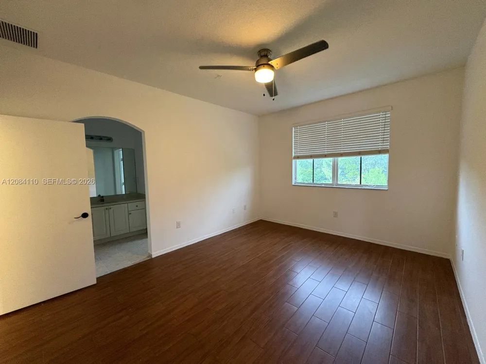 1037 SW 143rd Ave #1305 Pembroke Pines, FL 33027
