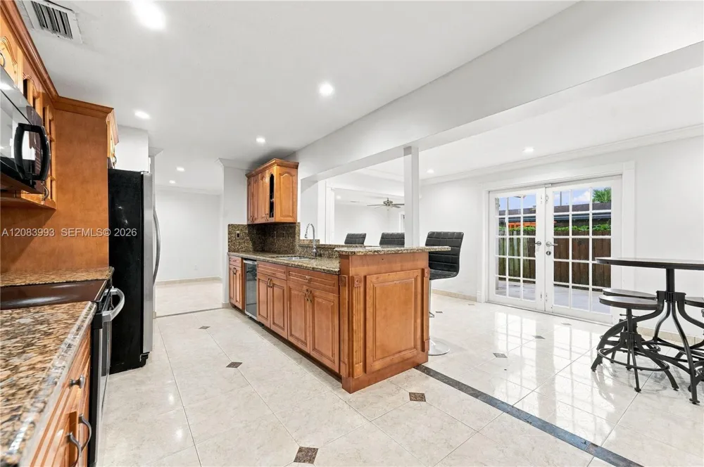 13390 SW 46th Ter Miami, FL 33175