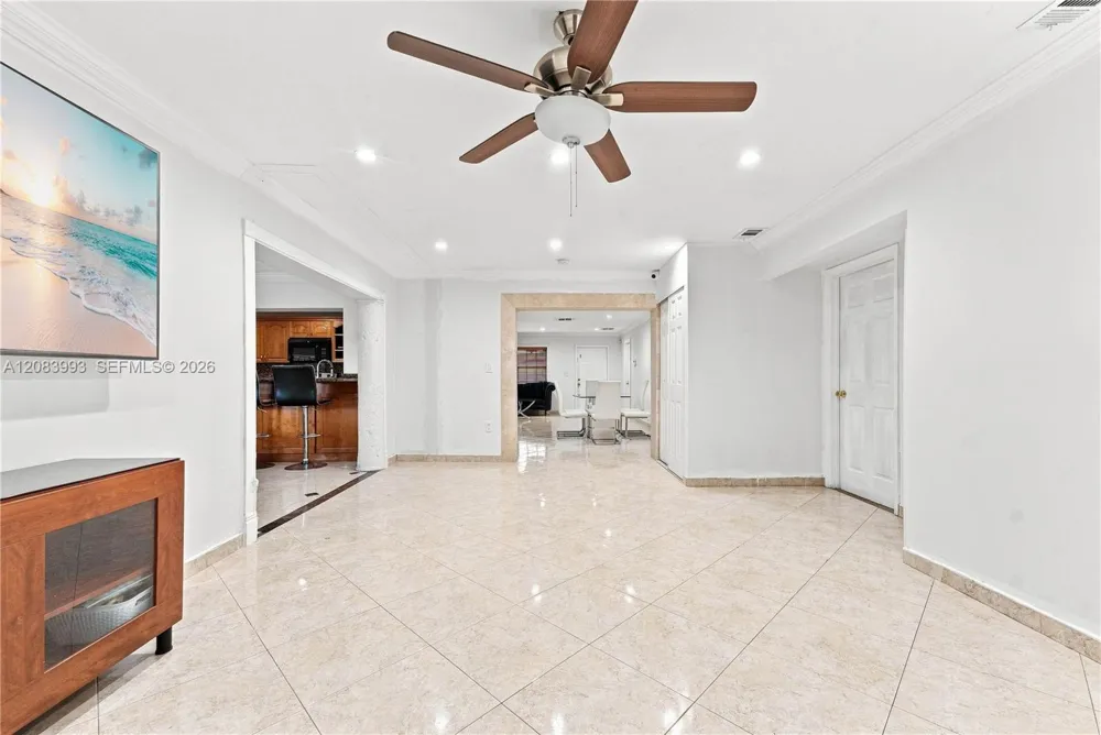 13390 SW 46th Ter Miami, FL 33175