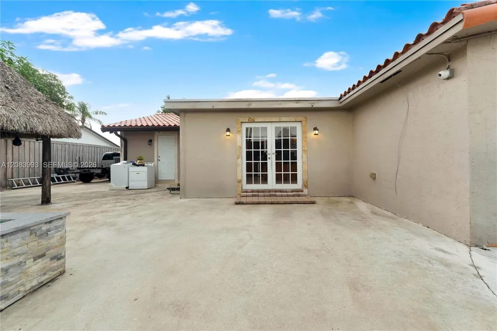 13390 SW 46th Ter Miami, FL 33175