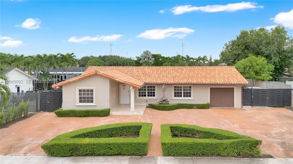 13390 SW 46th Ter Miami, FL 33175
