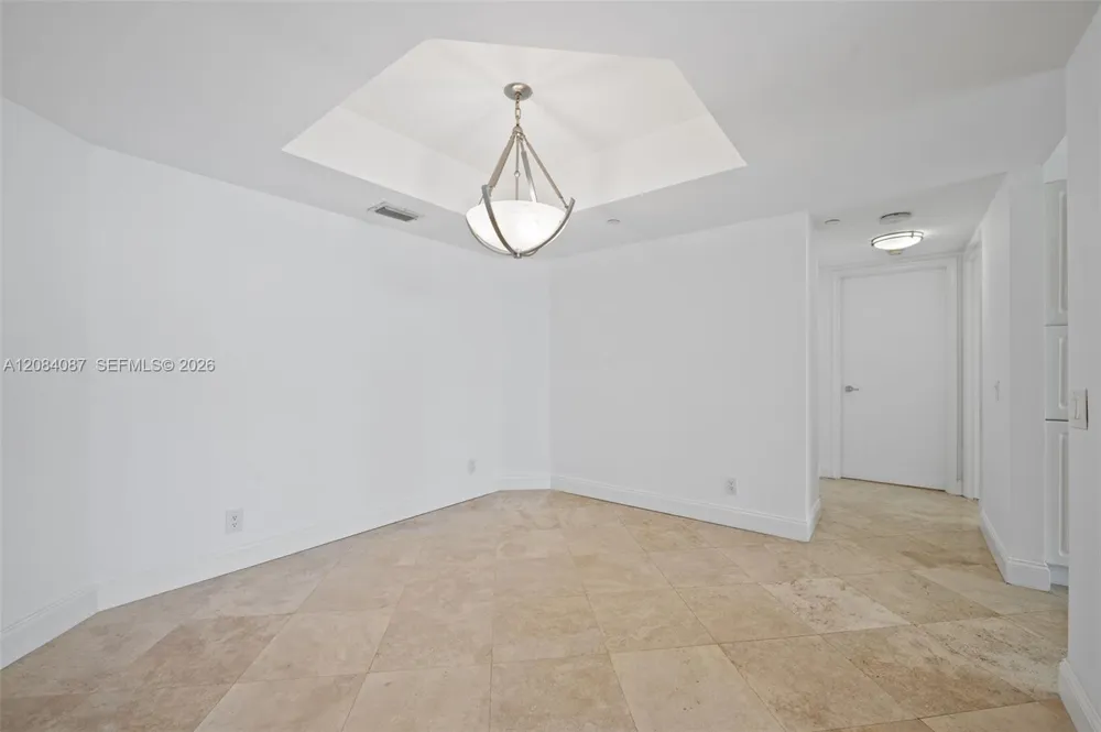 3640 Yacht Club #1807 Aventura, FL 33180