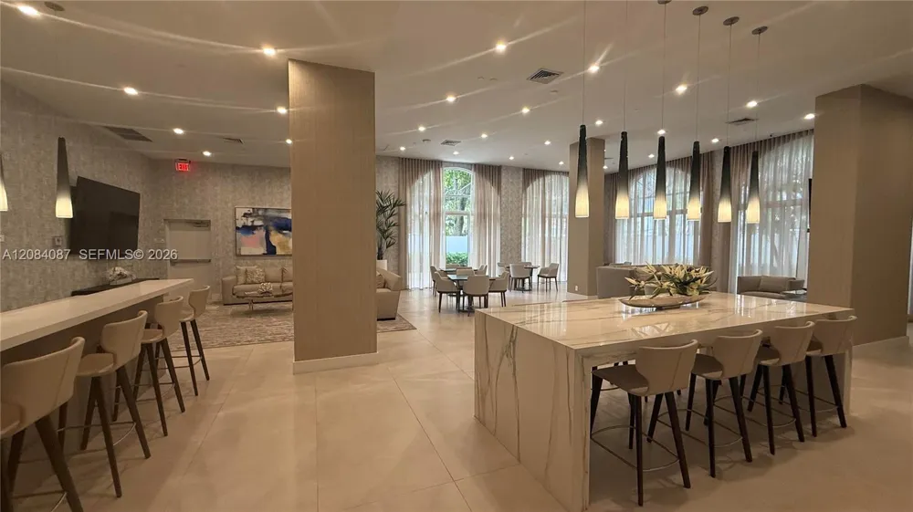 3640 Yacht Club #1807 Aventura, FL 33180