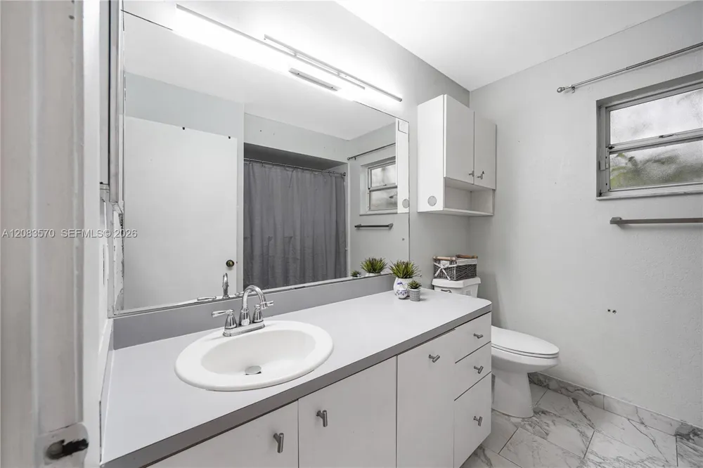9834 SW 222nd St Cutler Bay, FL 33190