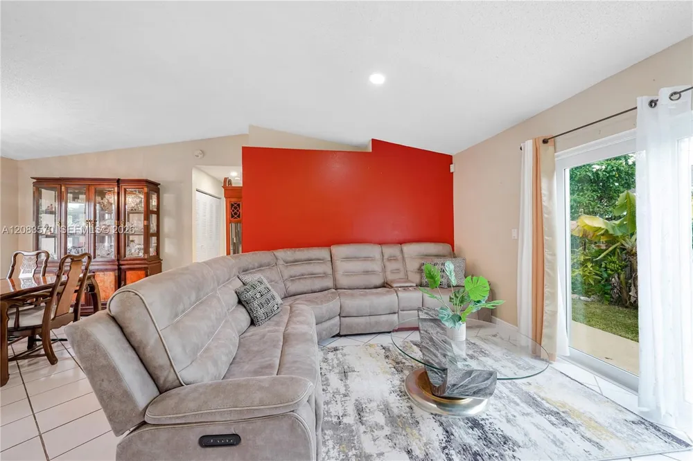 9834 SW 222nd St Cutler Bay, FL 33190