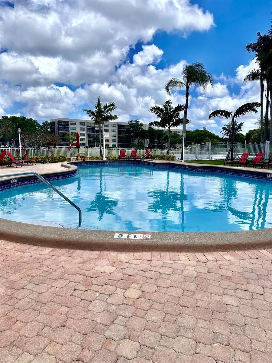 11605 NW 11TH STREET Pembroke Pines, FL 33026