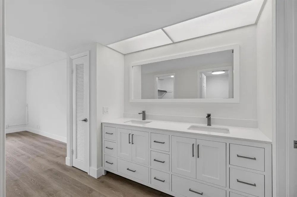 300 HIGHWAY A1A #104J Jupiter, FL 33477