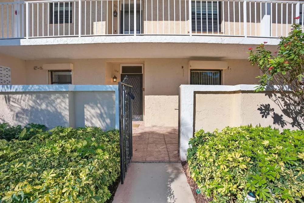 300 HIGHWAY A1A #104J Jupiter, FL 33477