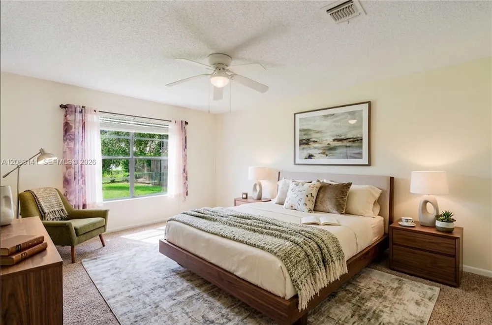 1136 Lamplighter Palm Bay, FL 32907