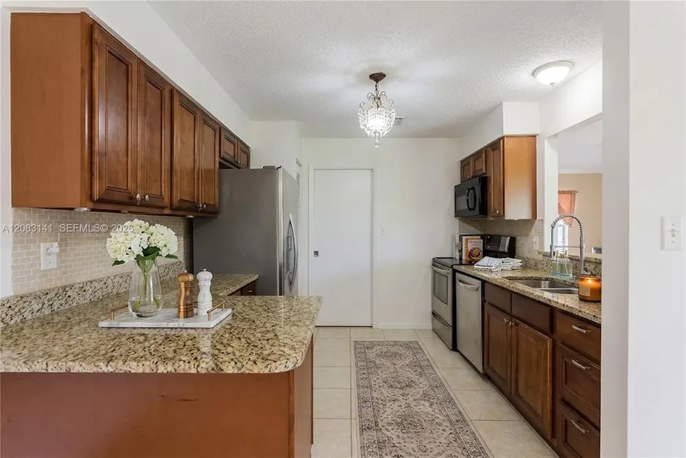 1136 Lamplighter Palm Bay, FL 32907