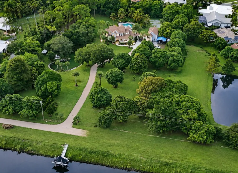 4786 Ridgewood Road E Boynton Beach, FL 33436